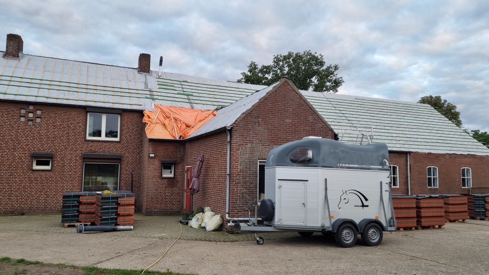 PHOTO 2022 09 26 12 28 55 dak reparatie - Dak Experts 24/7