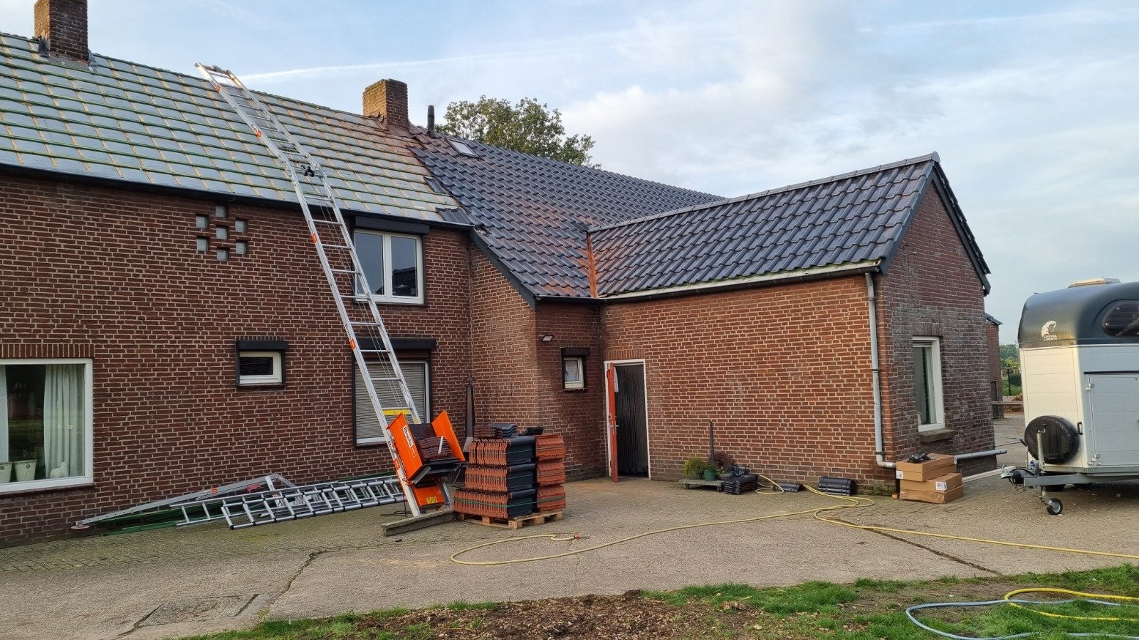 PHOTO 2022 09 26 12 28 588 dak reparatie - Dak Experts 24/7