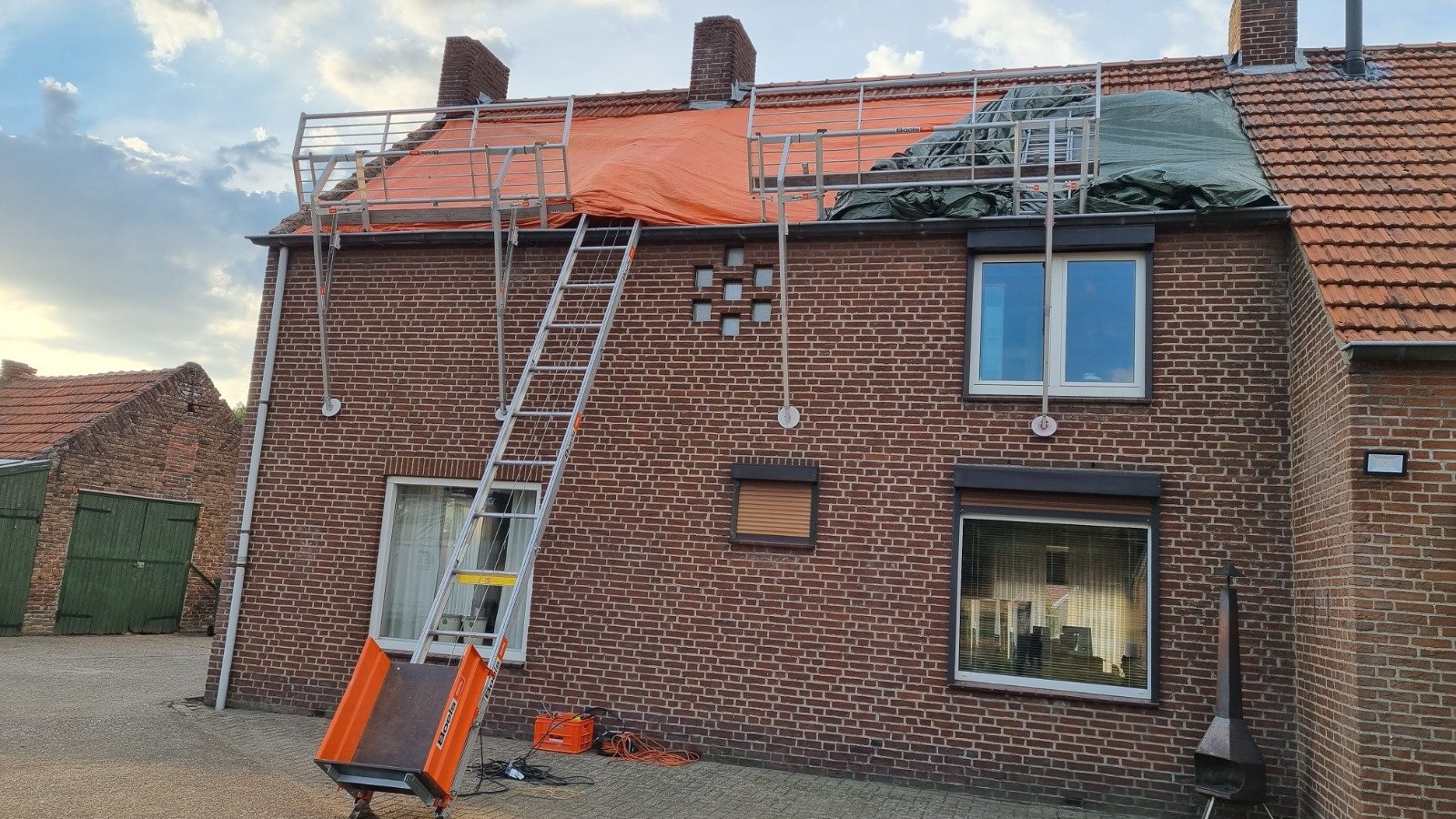 PHOTO 2022 09 26 12 29 057 dak reparatie - Dak Experts 24/7