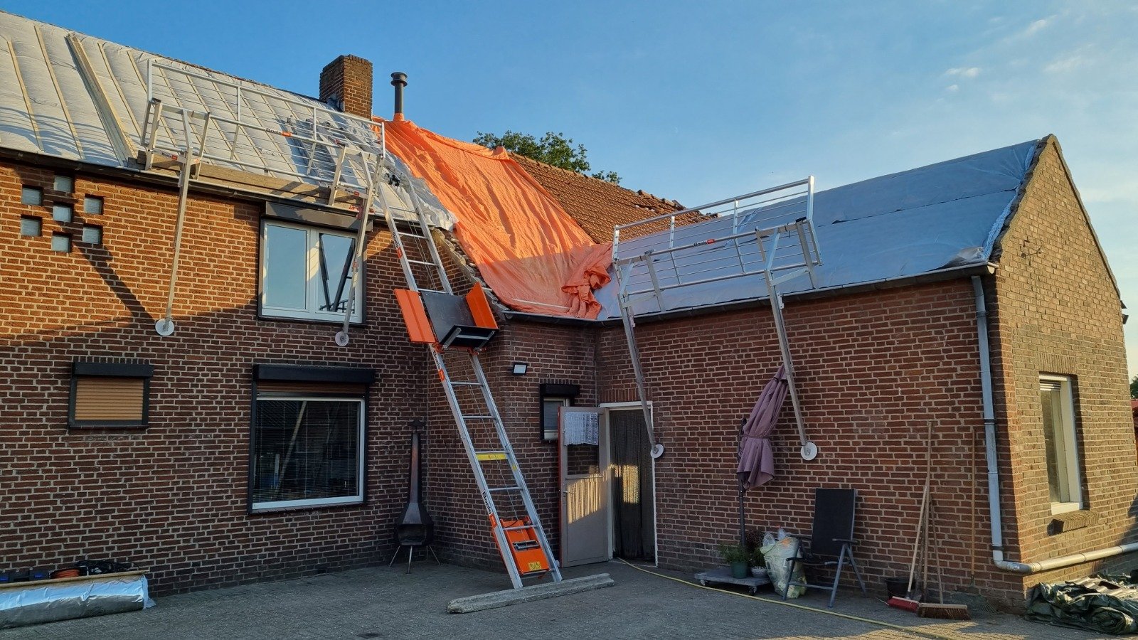 PHOTO 2022 09 26 12 29 08 dak reparatie - Dak Experts 24/7